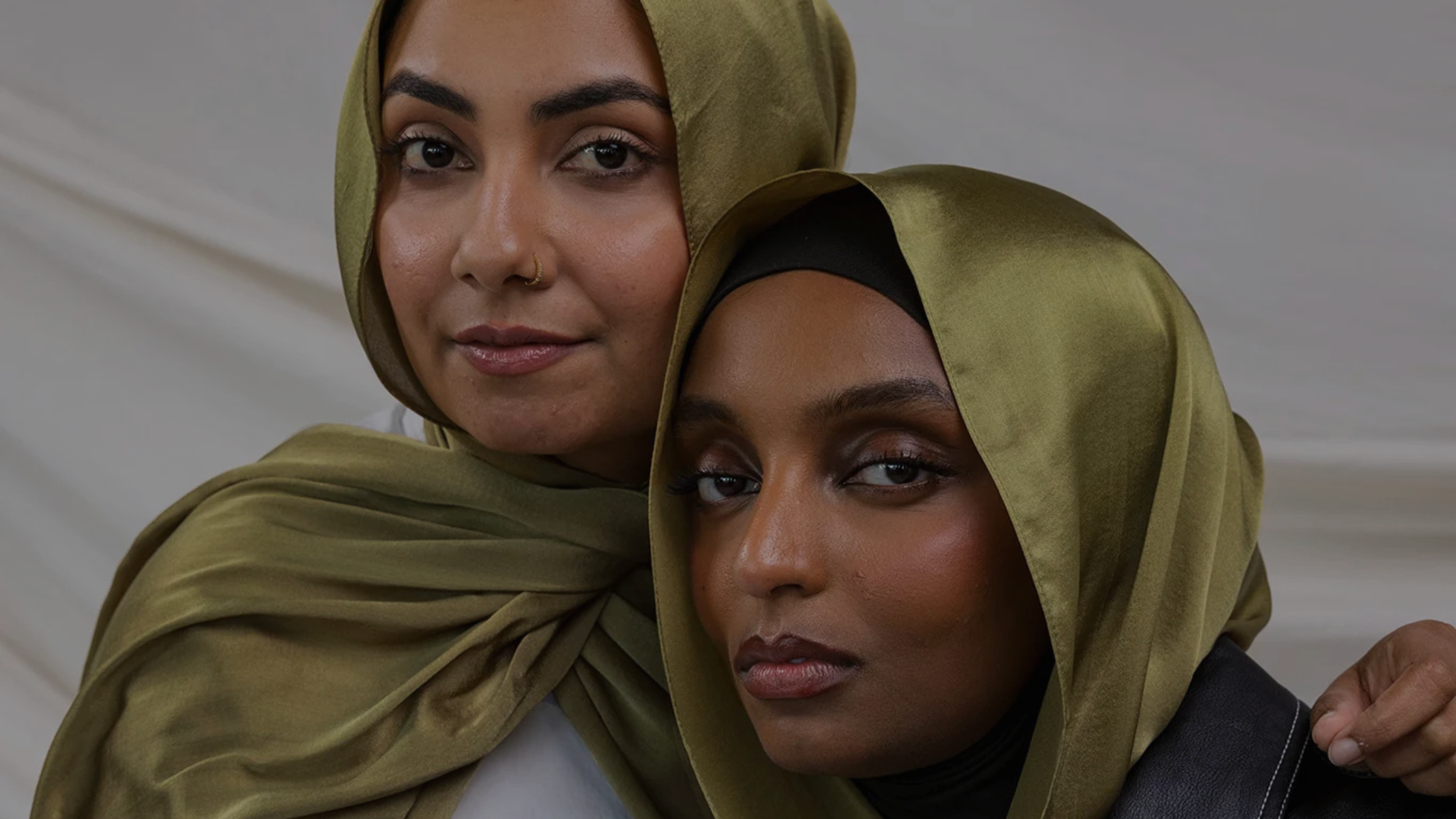 Navigating a Bad Hijab Day: 10 Quick Hijab Hacks Every Muslim Woman Vela Navigating a Bad Hijab Day: 10 Quick Hijab Hacks Every Muslim Woman Vela
