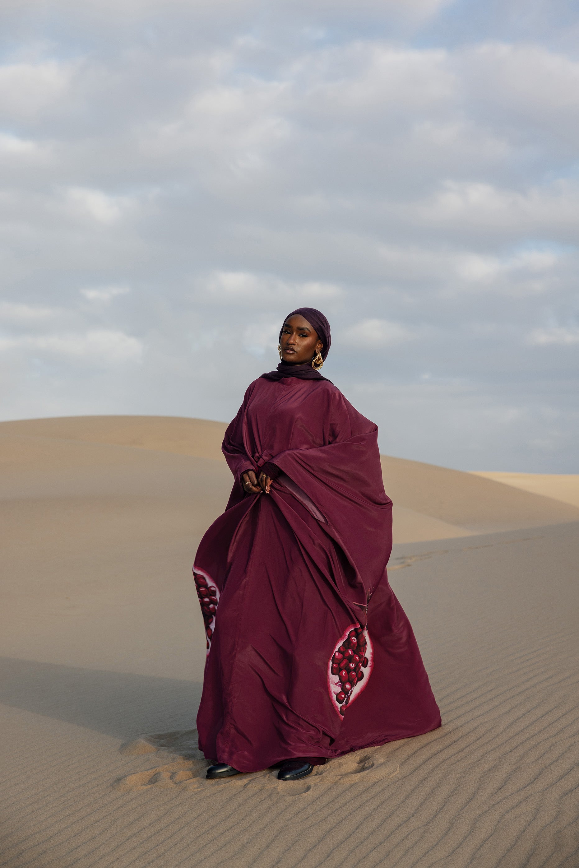 Modest draped kaftan with timeless elegance, perfect for celebrations or quiet evenings