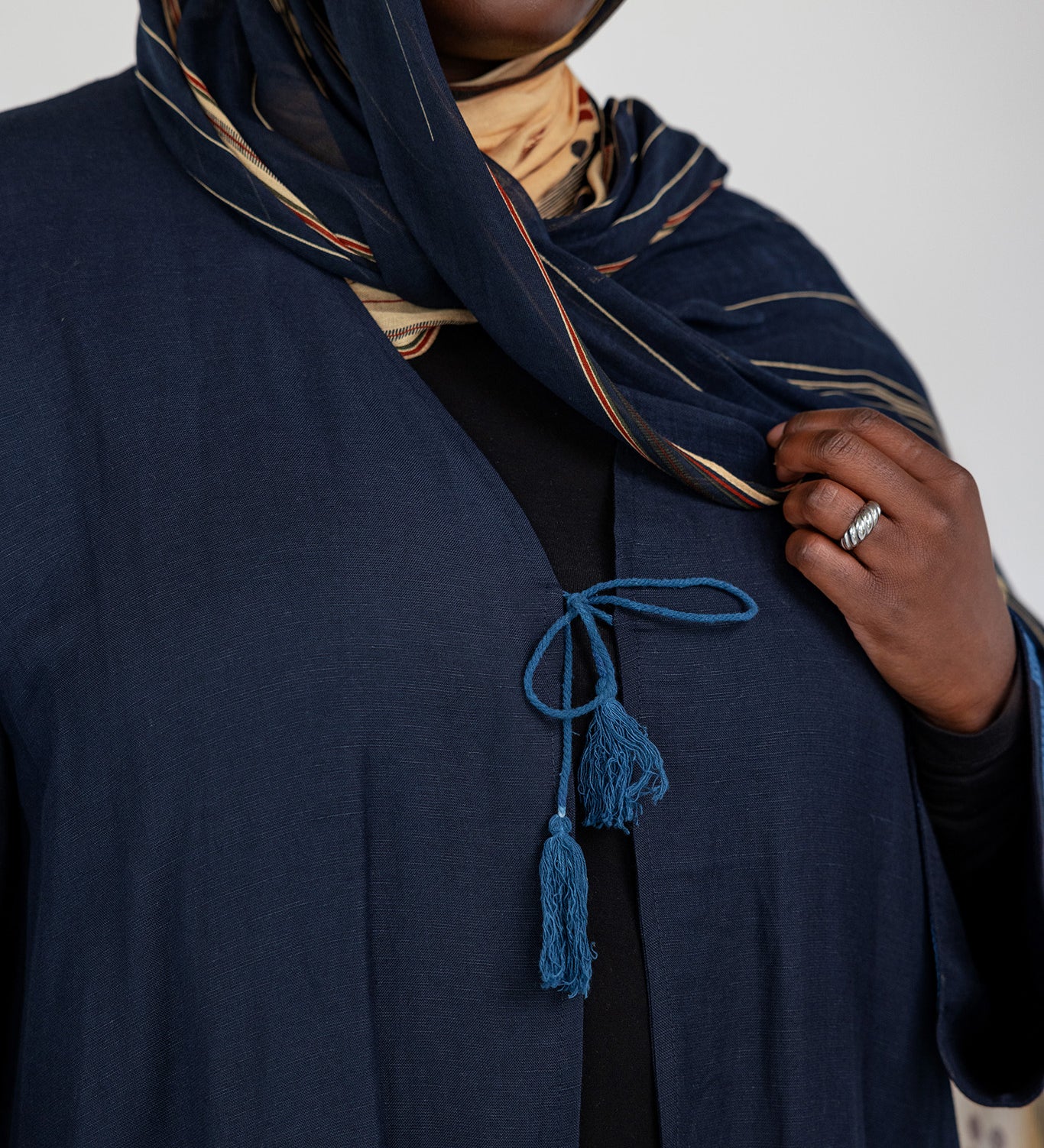 Elevated abaya that pairs delicate embroidery with everyday ease and modest styling