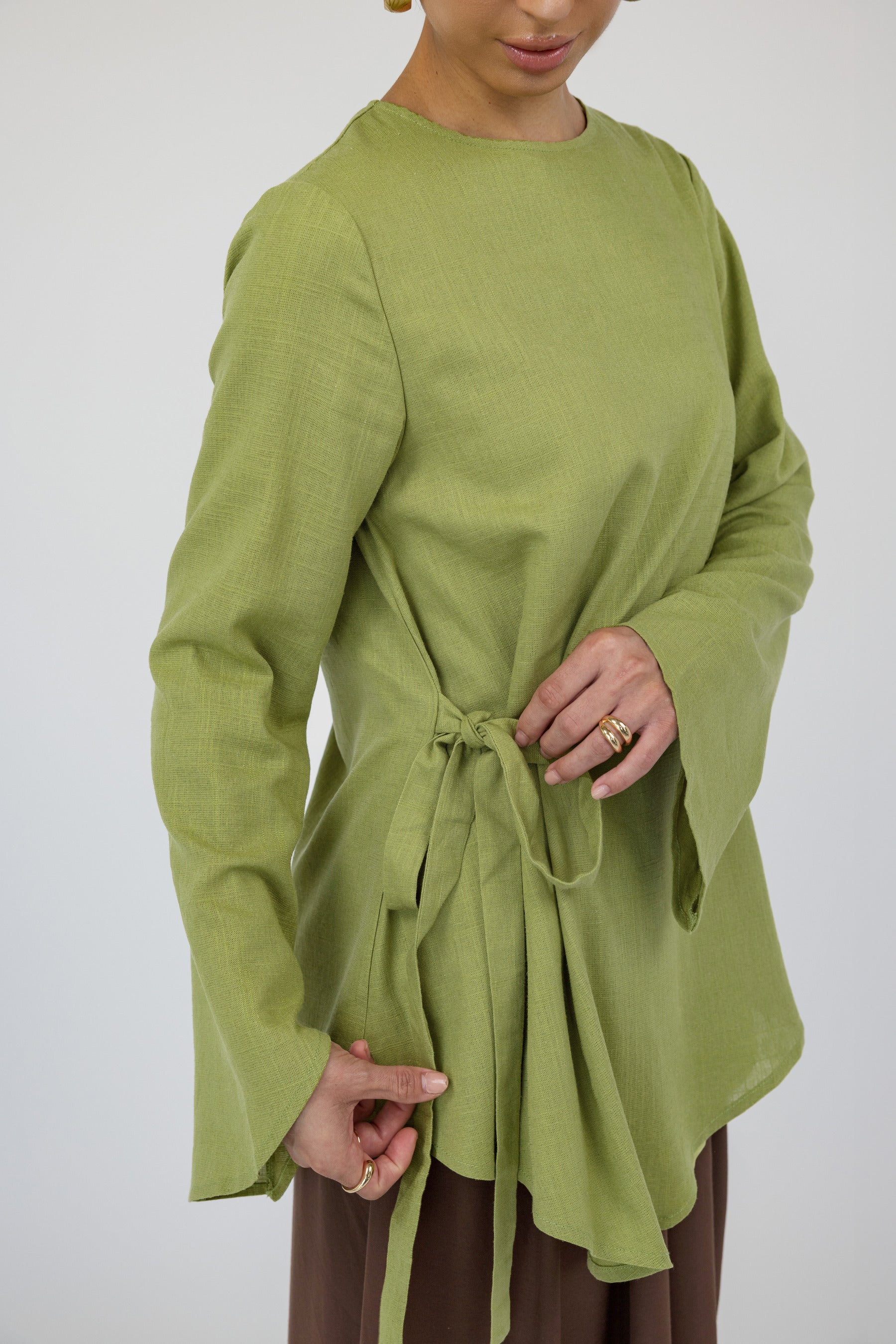 Minimal top in a soft, breezy fabric with a gentle tie detail at the front