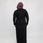 Modest under dress in breathable knit, perfect as a foundation for layered outfits.