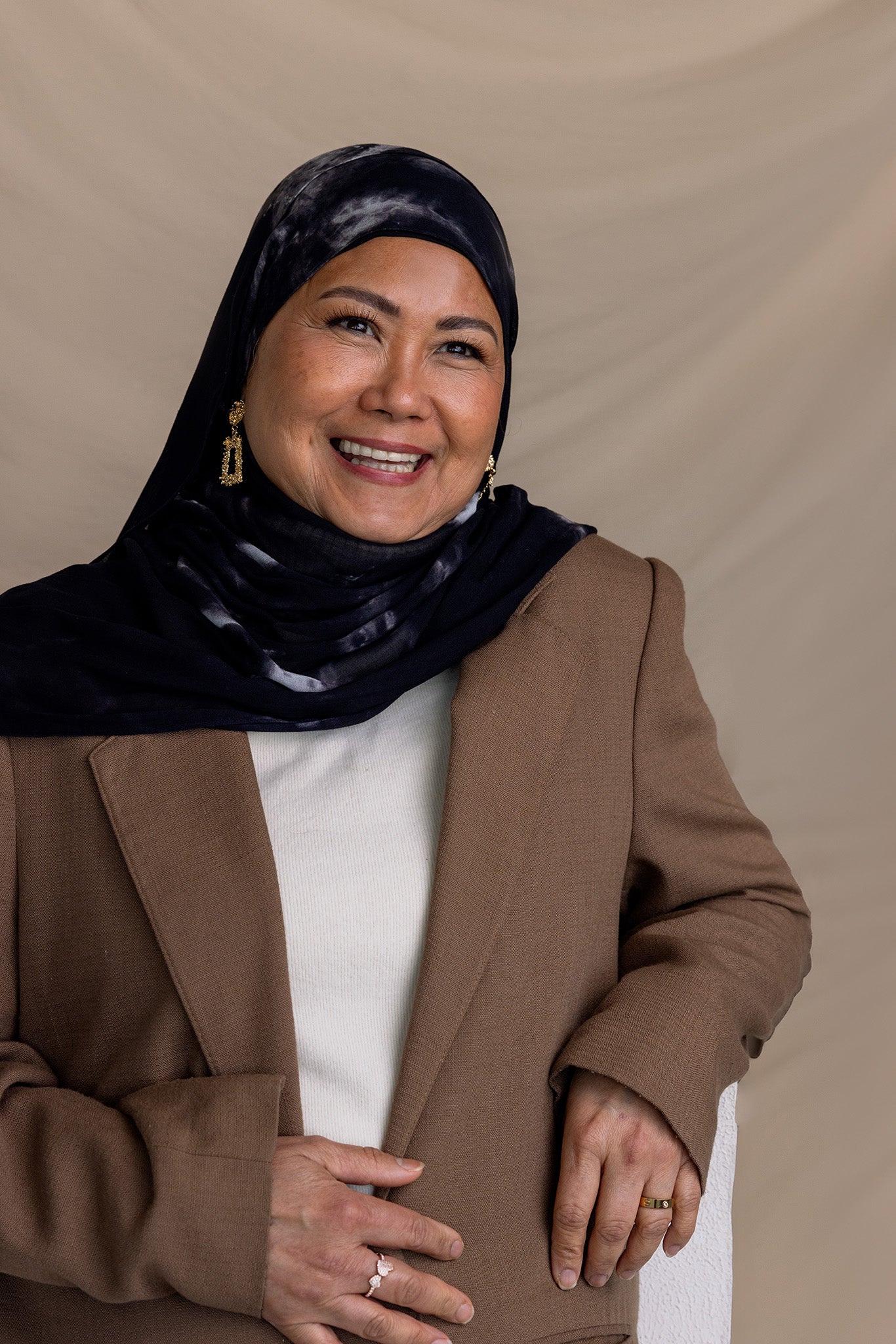 Cozy, easy-to-style hijab with natural movement and daily versatility