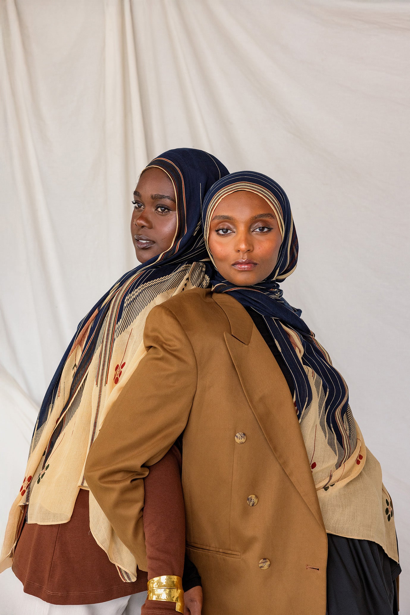 Floral patterned hijab that nods to handwoven traditions from Southern Syria.