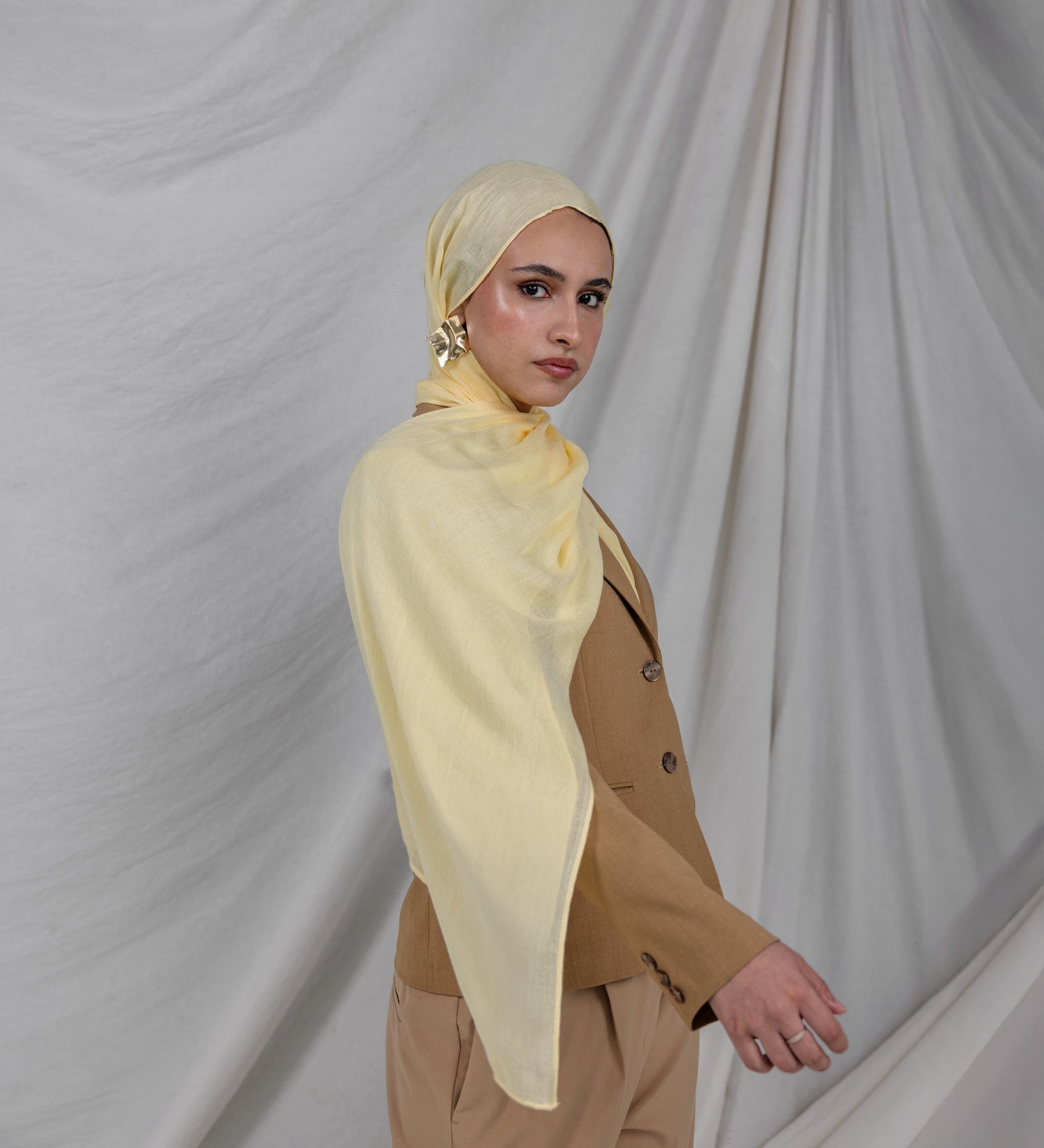 VELA hijab in Yuzu Pie, a citrus-inspired yellow that brings brightness and joy to every look.