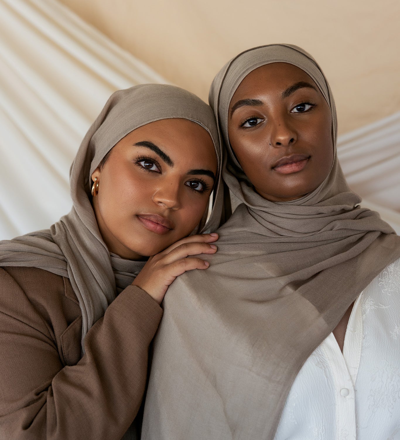Two models wearing Truffle Mushroom hijab color.