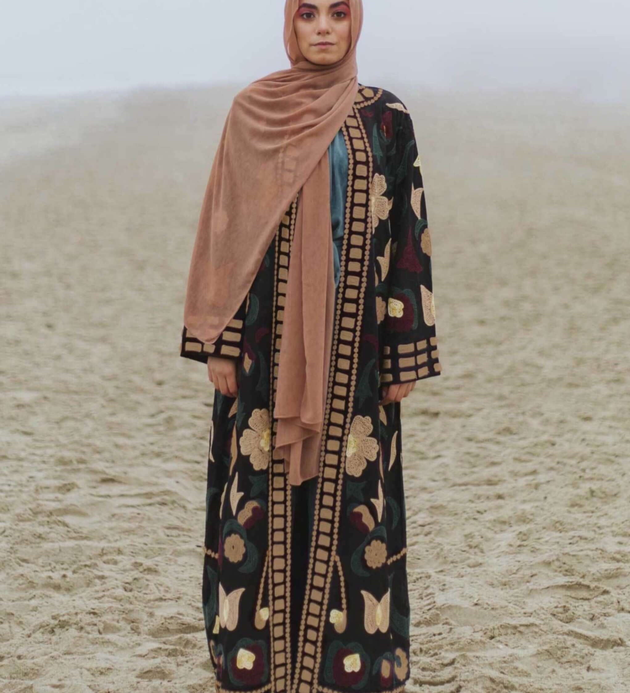 Model wearing a Vela kimono with Aari embroidery.