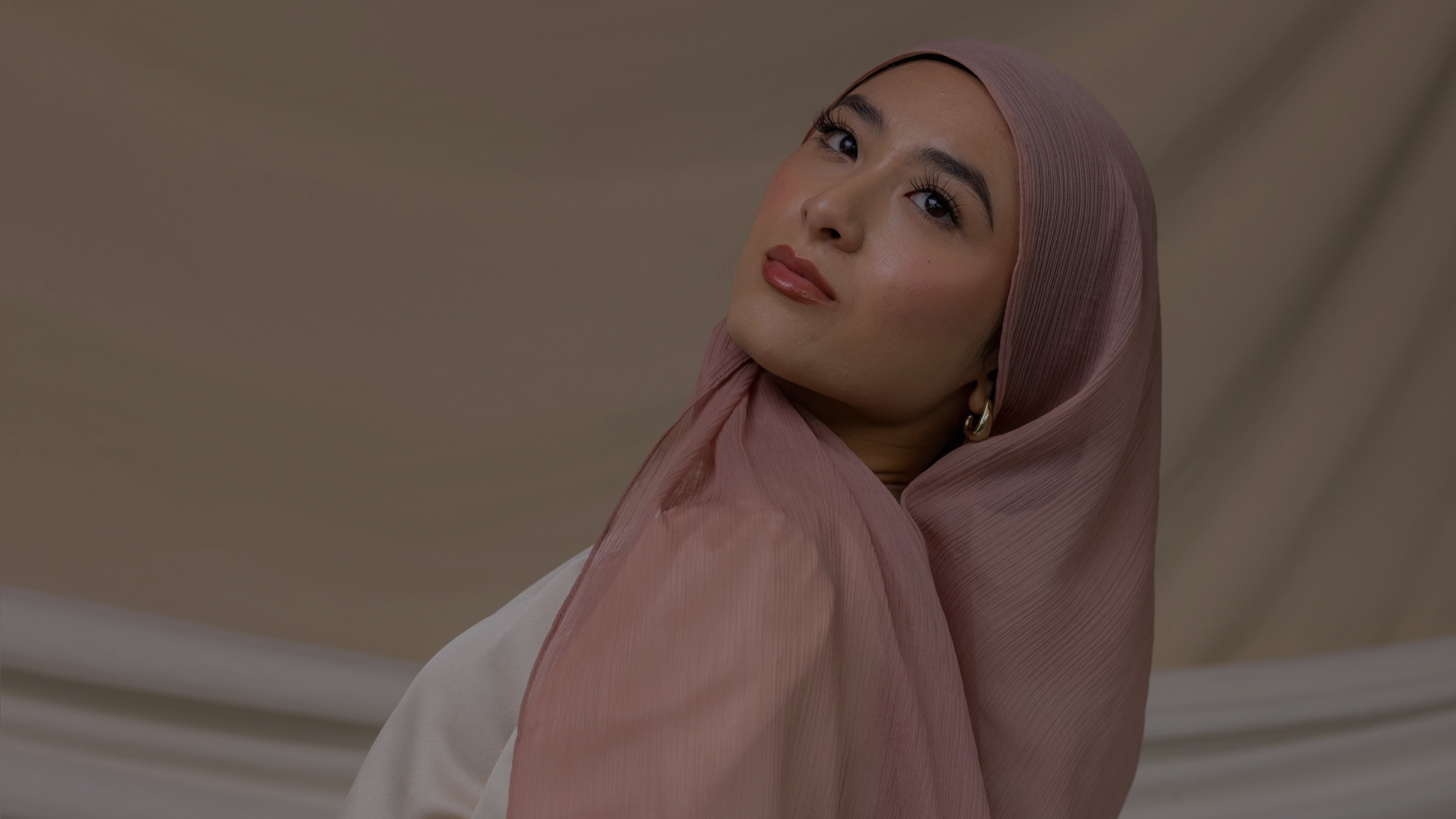 Crinkle Chiffon: Day to Night Hijab Looks