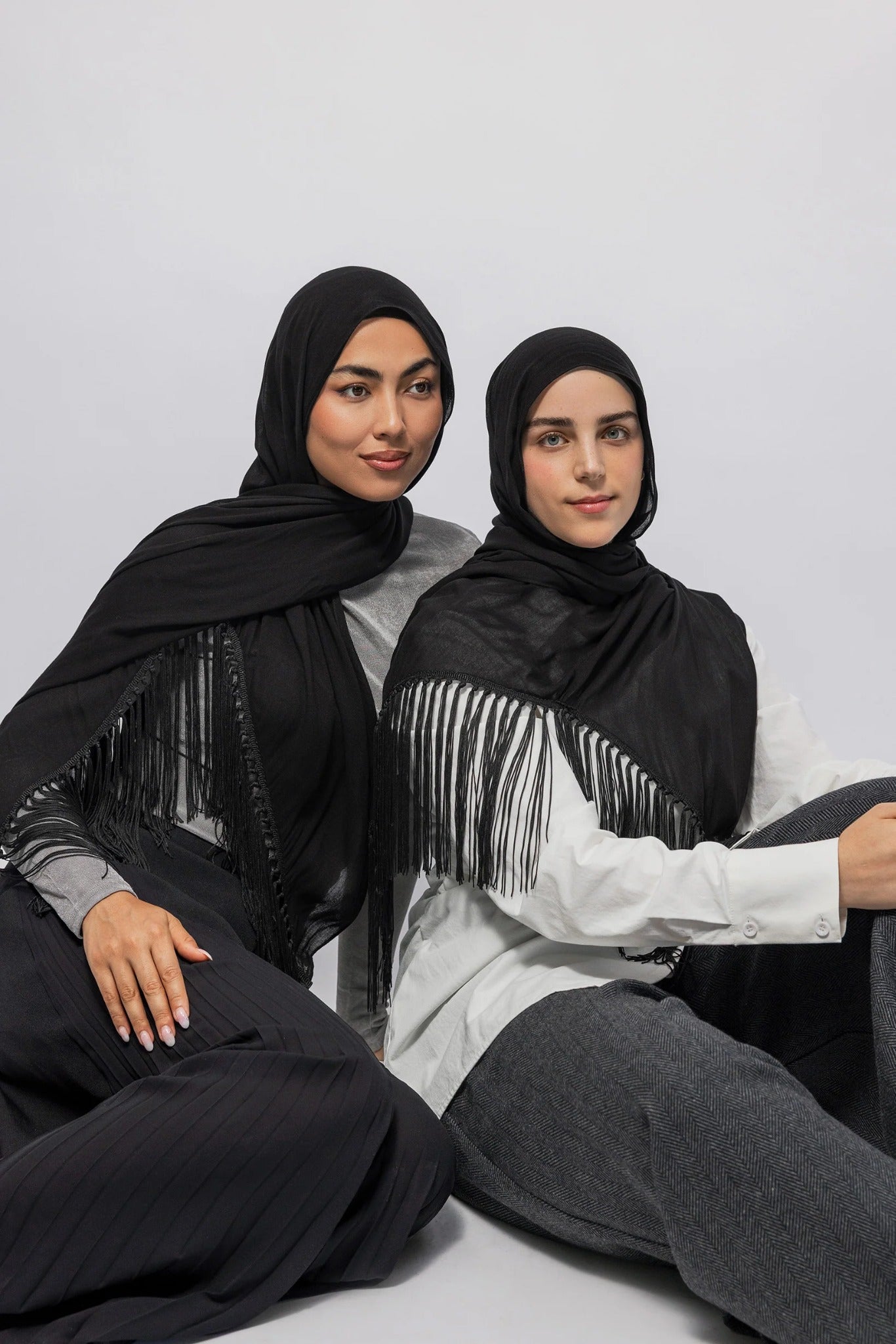 Best Colors in Solid Modal Hijabs and How to Wear Them