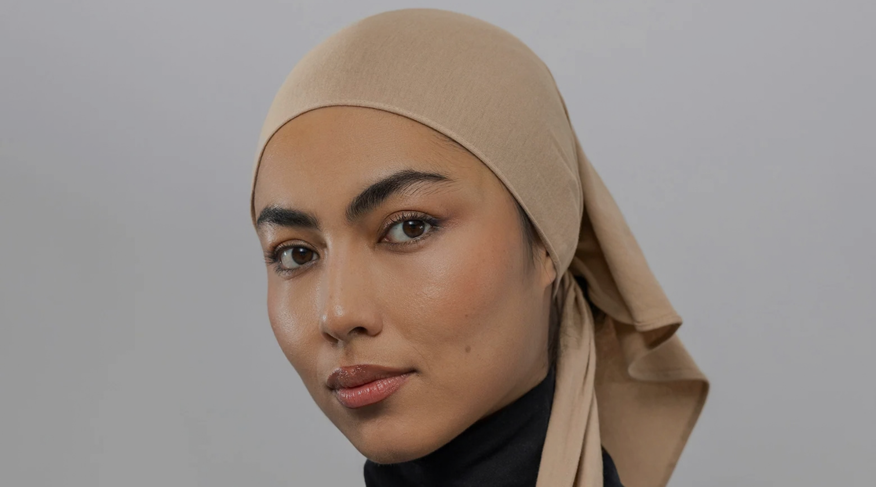 The Hijab Undercap Guide: Everything That Goes Underneath (and Why It Matters)