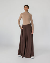 Flowy palazzo pants in breathable fabric