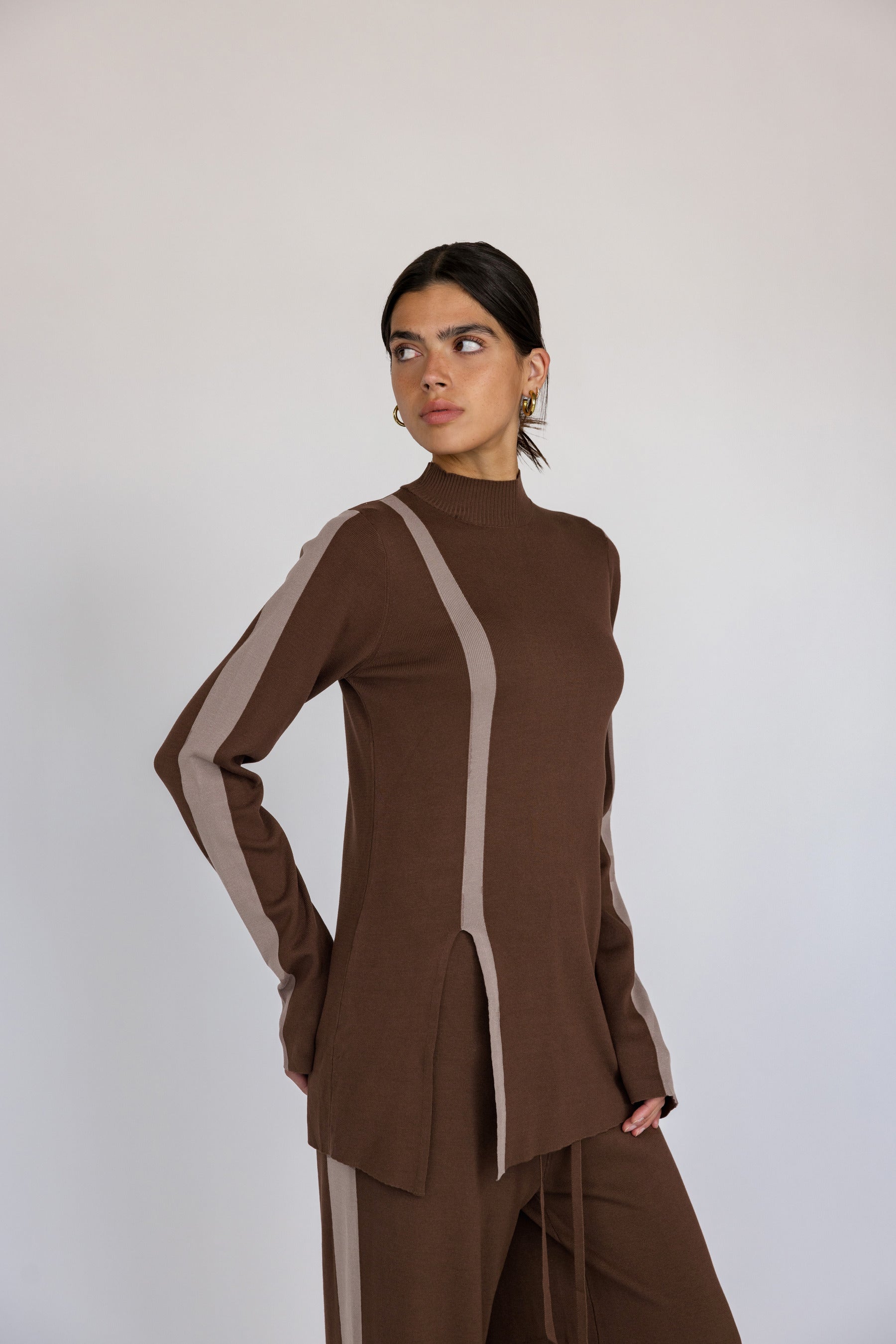 Sport Stripe Top Oak - Image 10