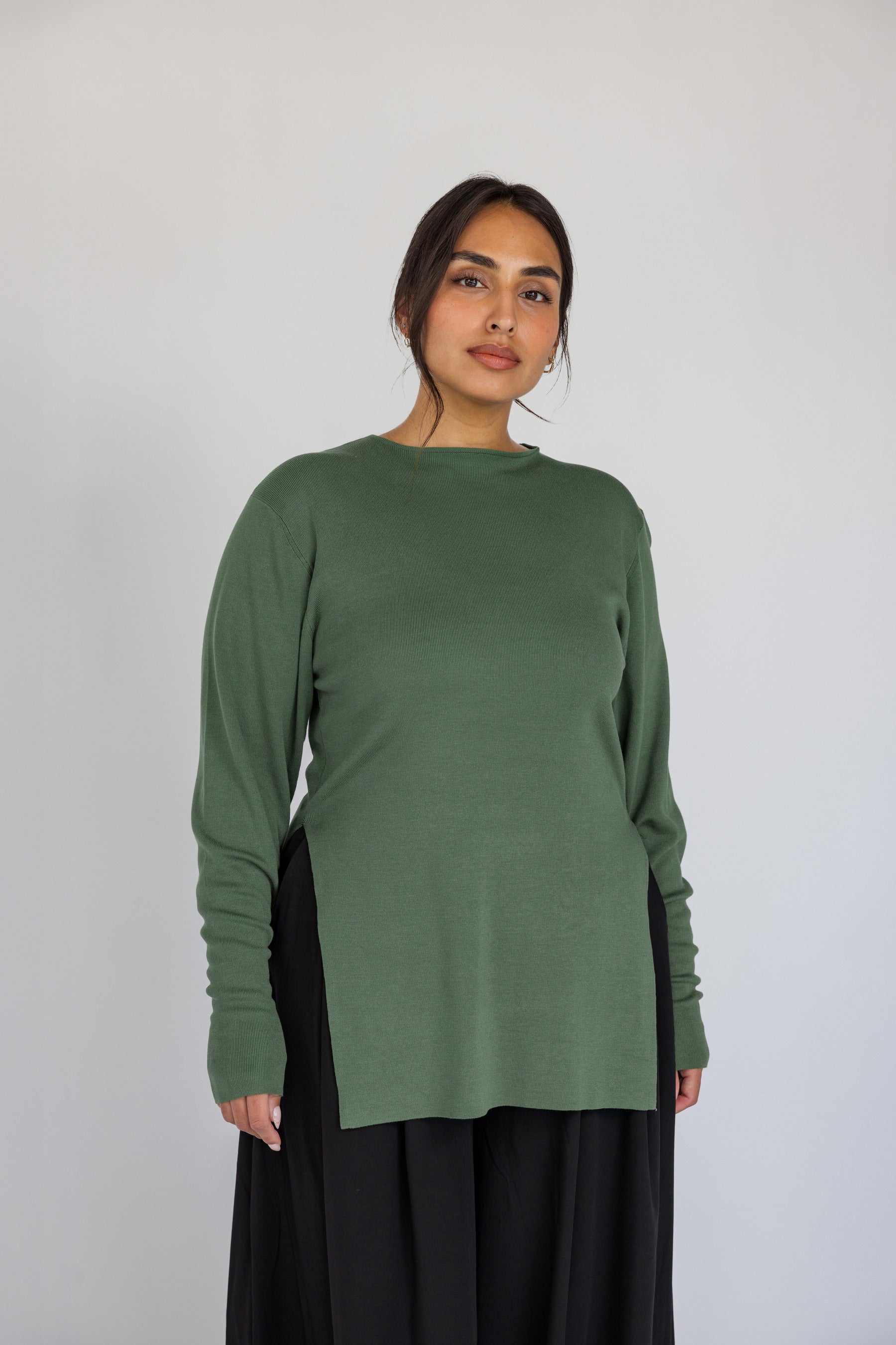 Side Slit Top Olive - Image 8