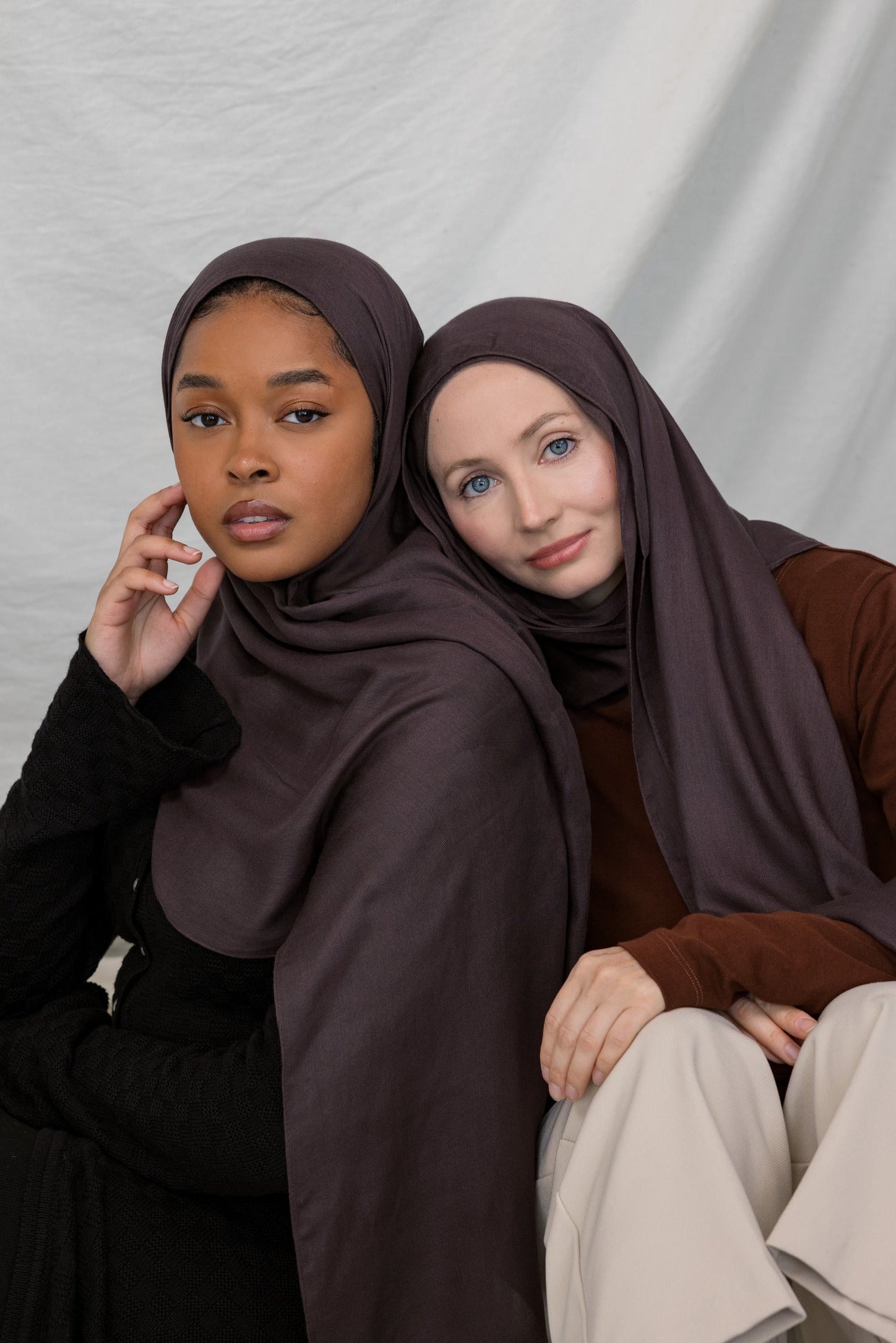 VELA Deep Oak hijab in rich modal fabric, designed for a flattering look on all skin tones