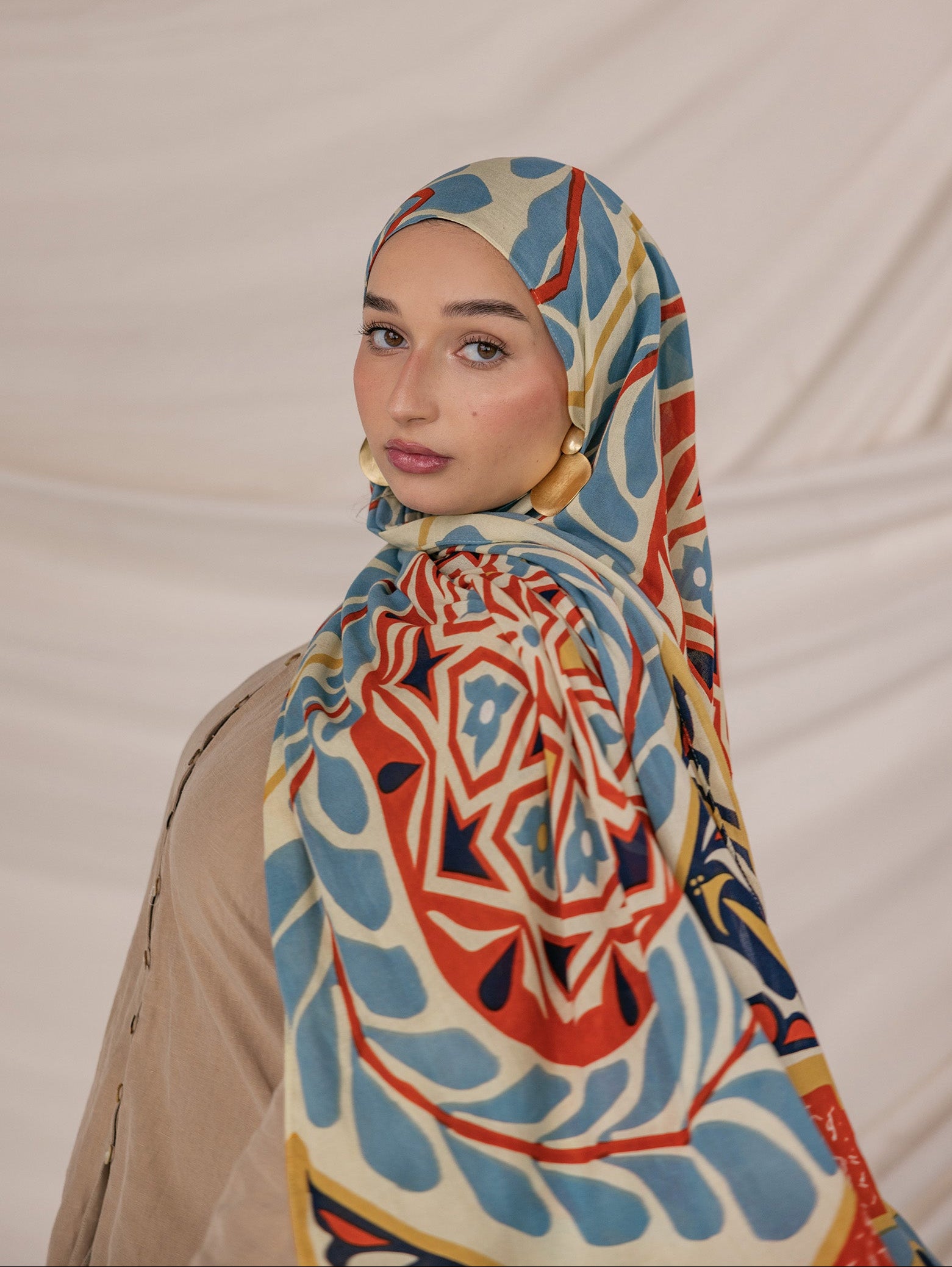 Om Al Dunya Modal Hijab
