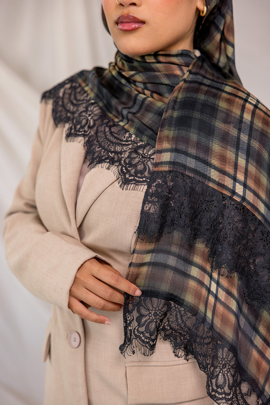 Black Chantilly Plaid - Image 2