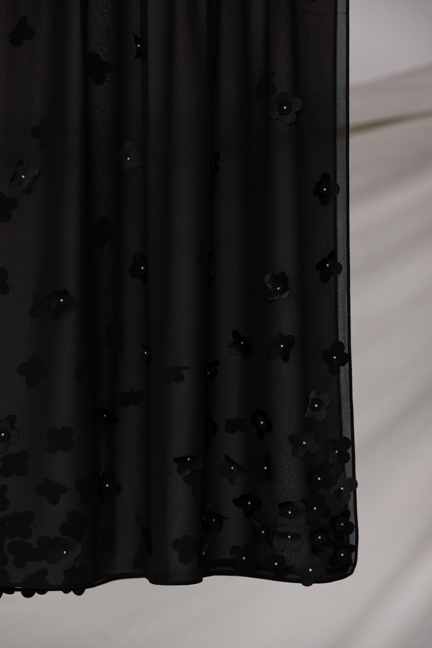 Black Petals - Image 6
