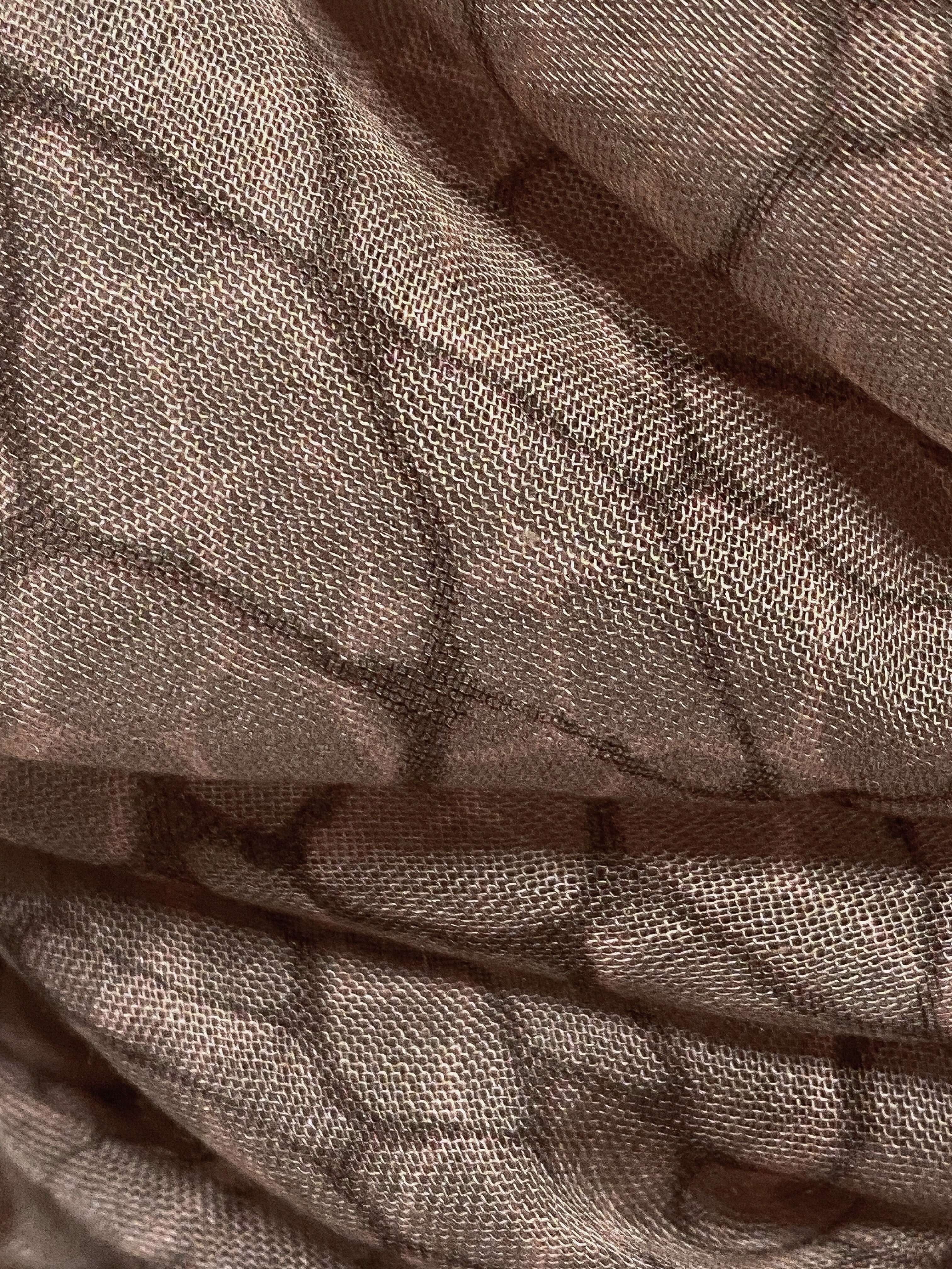 crocodileprint_closeup_productshot.jpg