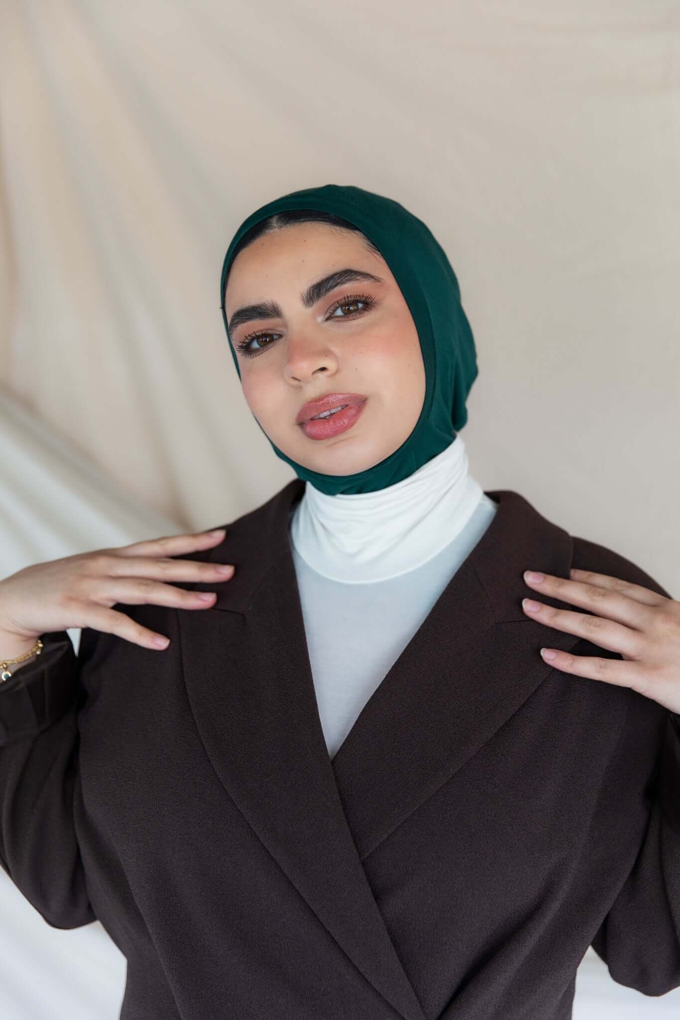 contour hijab evergreen