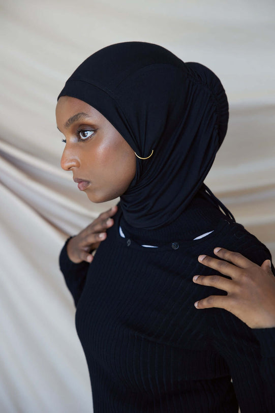 ruching hijab black